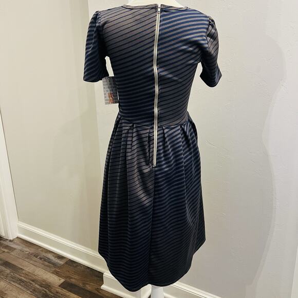 LuLaRoe Womens XS Gray Blue Striped Amelia Stretchy Flare Dress NWT (A0126) - Picture 5 of 8